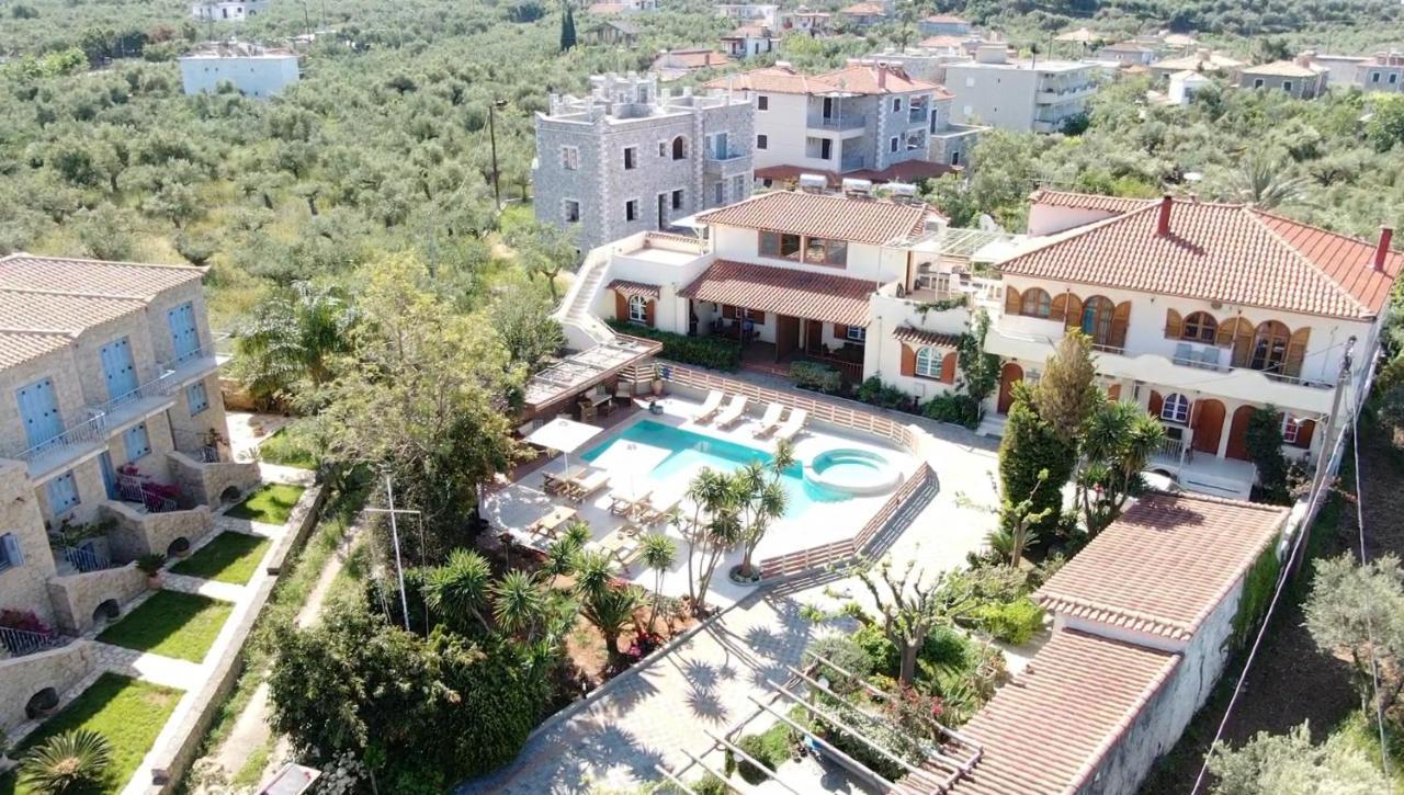 Athina Apartments Stoupa Bagian luar foto