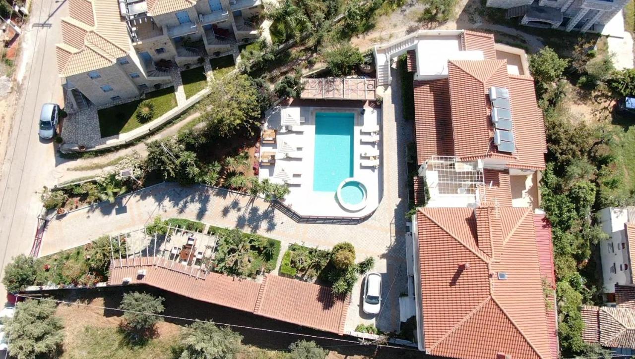 Athina Apartments Stoupa Bagian luar foto