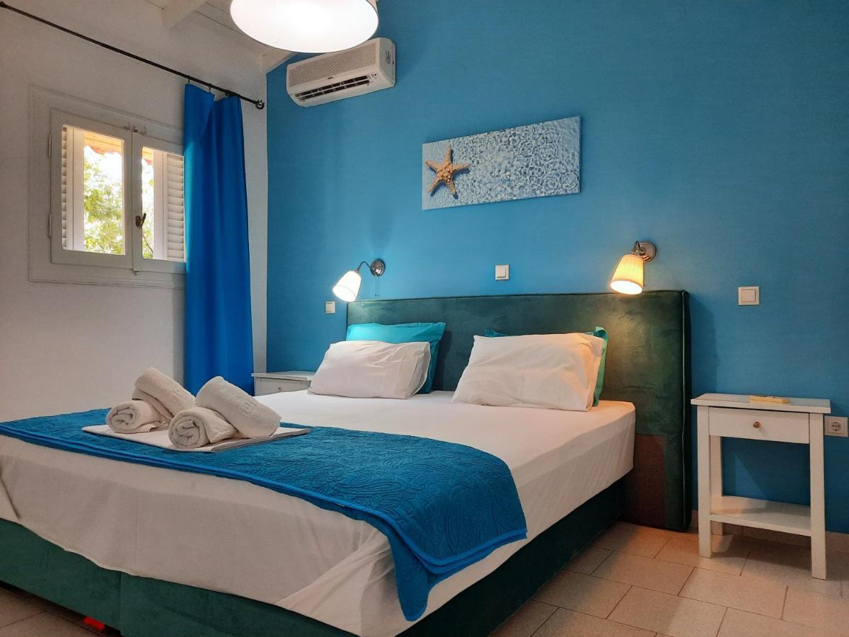Athina Apartments Stoupa Bagian luar foto
