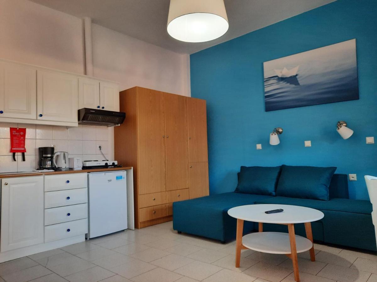 Athina Apartments Stoupa Bagian luar foto