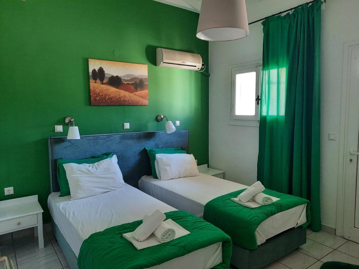 Athina Apartments Stoupa Bagian luar foto