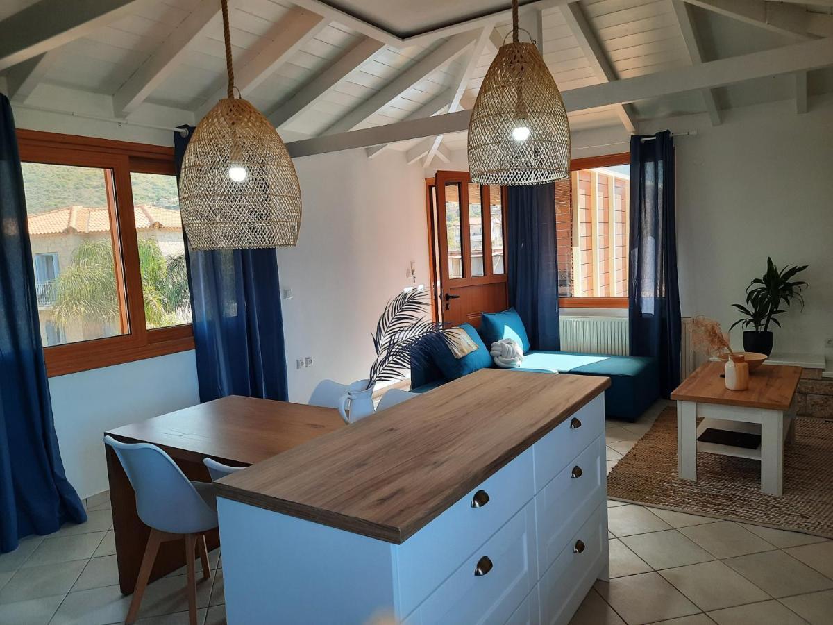 Athina Apartments Stoupa Bagian luar foto