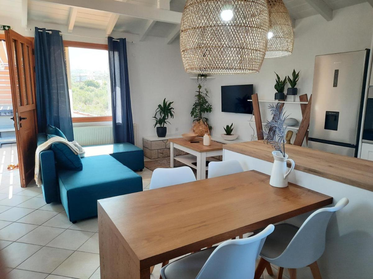 Athina Apartments Stoupa Bagian luar foto