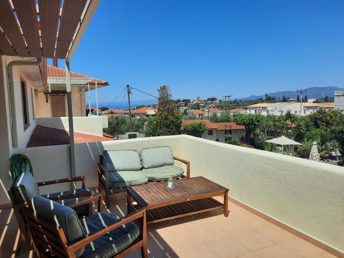 Athina Apartments Stoupa Bagian luar foto
