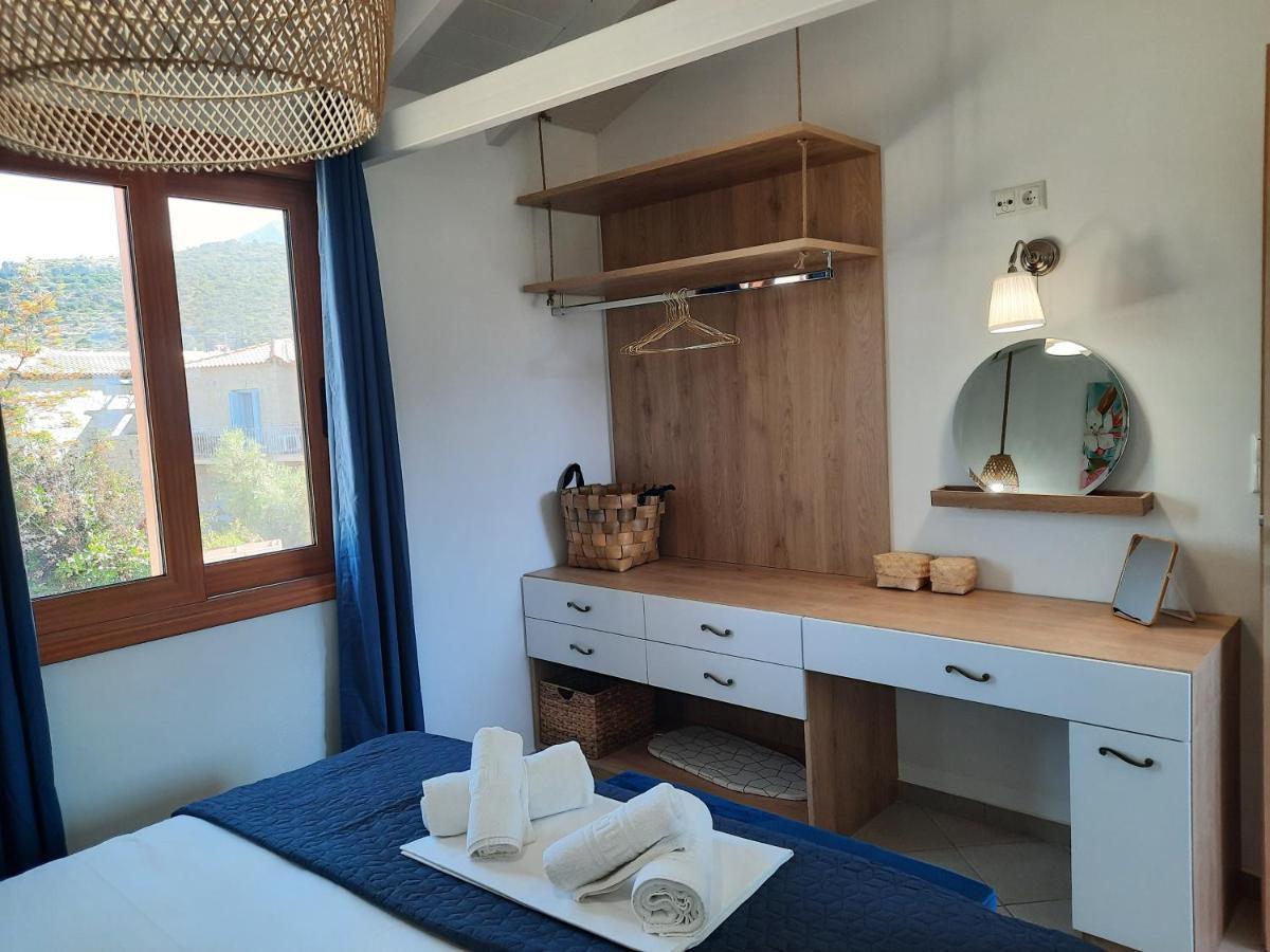 Athina Apartments Stoupa Bagian luar foto